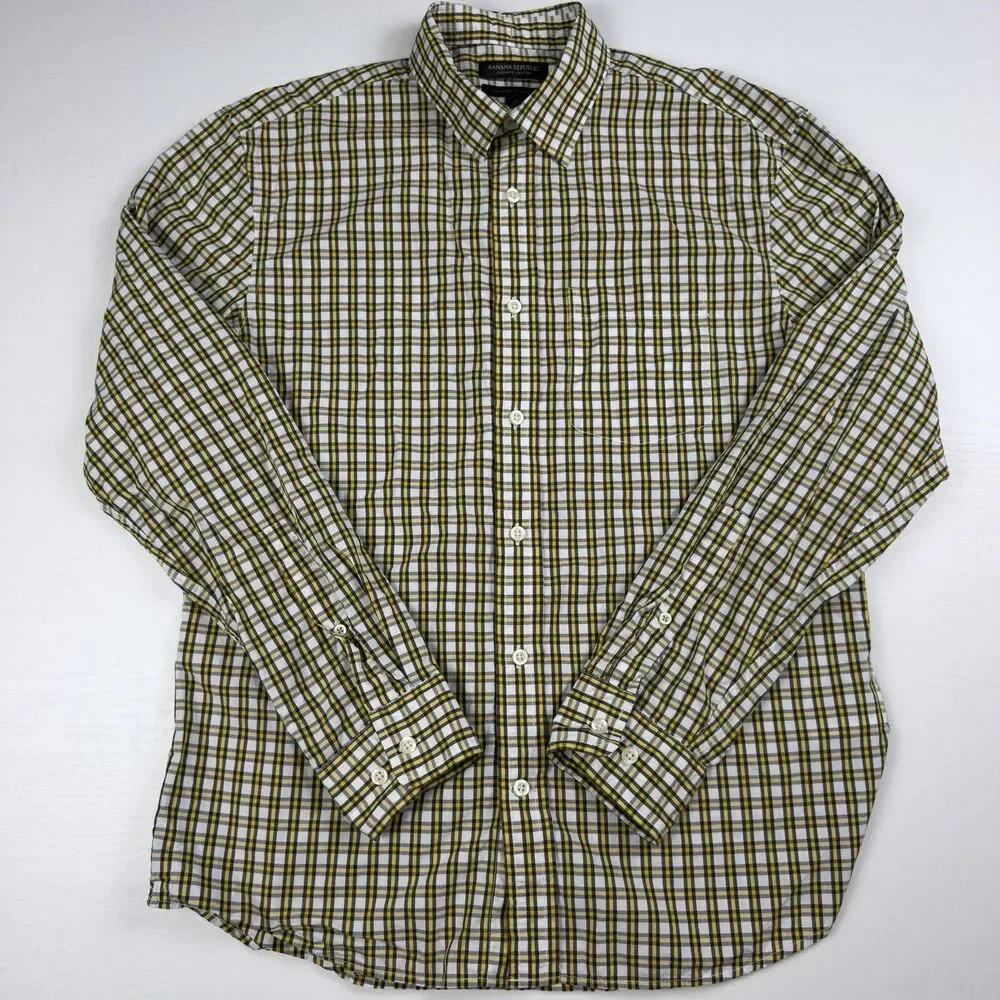 Banana Republic Untucked Standard Fit Mens M L/S Button Up Shirt Plaid Cotton